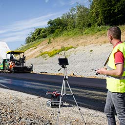 Talking GPS vehicle tracking for construction fleets with CONEXPO-CON/AGG Radio